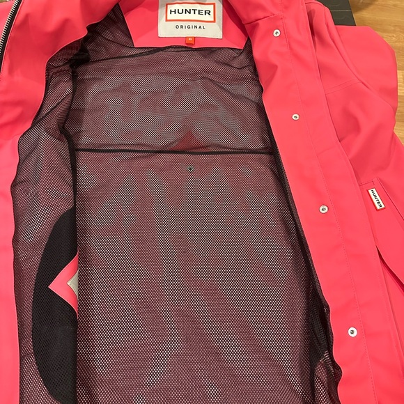 Hunter rainjacket XL fits like a Large with waterproof pockets like new - Picture 8 of 13